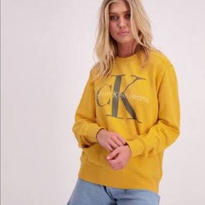 Calvin klein sweatshirt